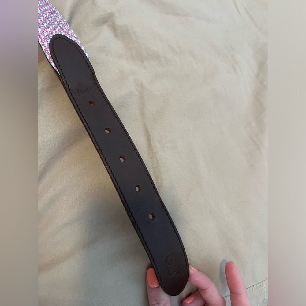 Vineyard vines belt, palm beach